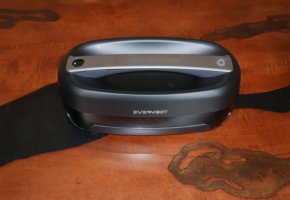 Everybot Edge : Un robot laveur de vitres