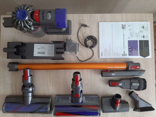 Contenu de l'emballage du Dyson V8 Absolute