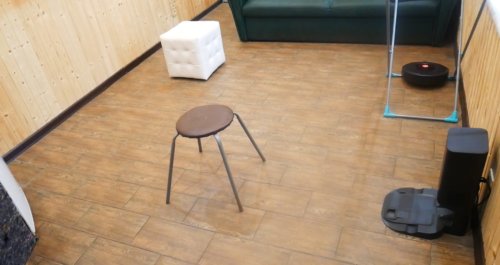 L'aspirateur robot est bloqué.
