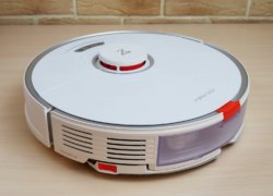 Roborock S7 : Un aspirateur robot capable de soulever les tapis et de se nettoyer lui-même