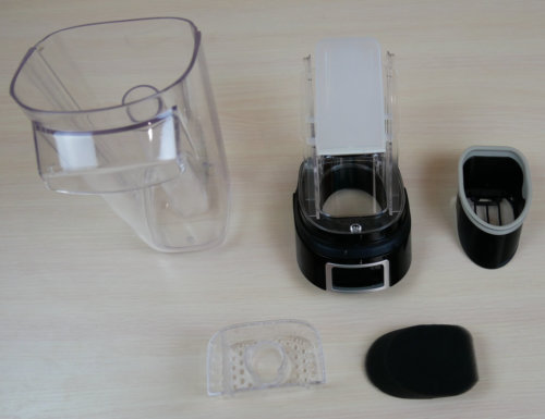 Réservoir d'eau sale et système de filtration