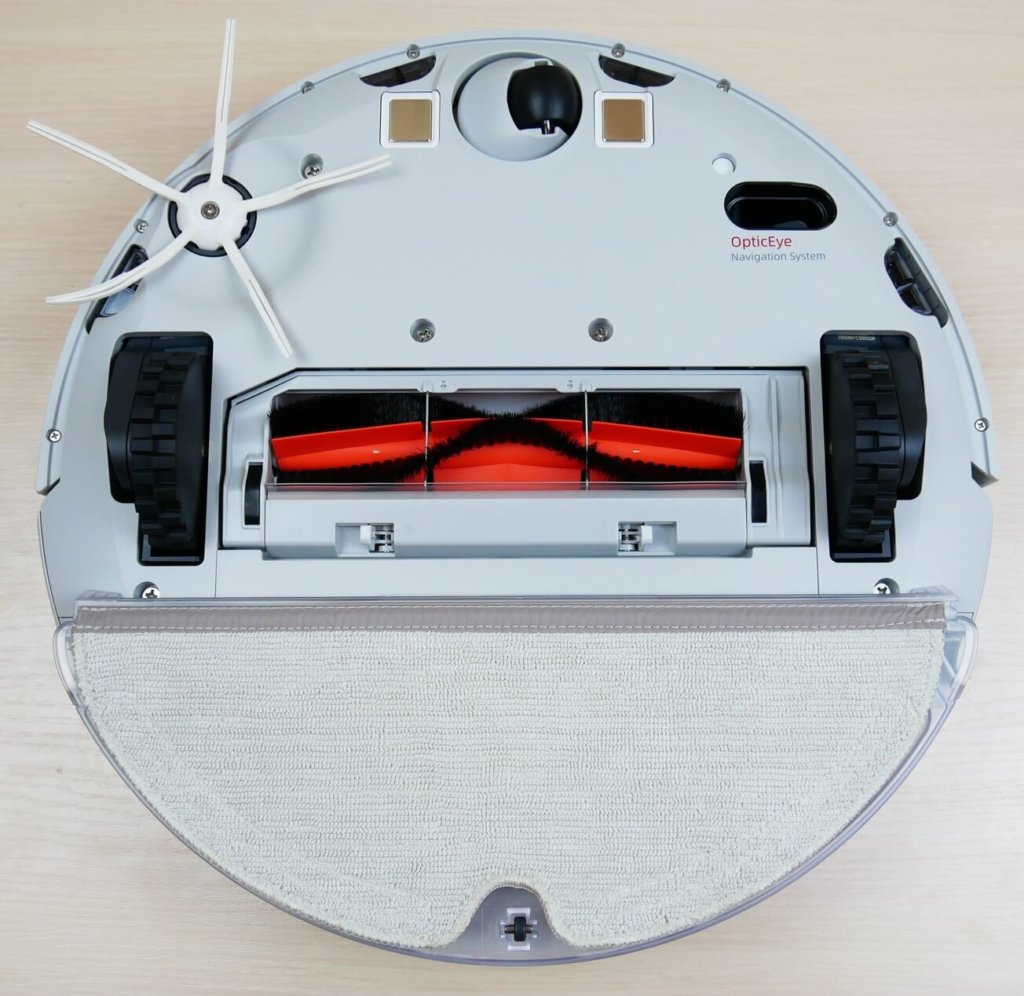 Vue de dessous du Roborock E5