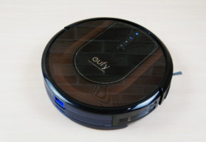 Eufy RoboVac G30 Hybrid : Un aspirateur robot gyroscopique doté d’une bonne navigation et d’un nettoyage humide