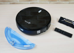 iBoto Smart X425GWE Aqua : Un aspirateur robot compact doté d'un module de nettoyage polyvalent