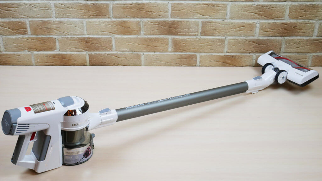 Aspirateur assemblé