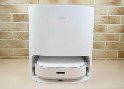Dreame Bot W10 : Un robot aspirateur LAVEUR qui rince les lingettes à la station