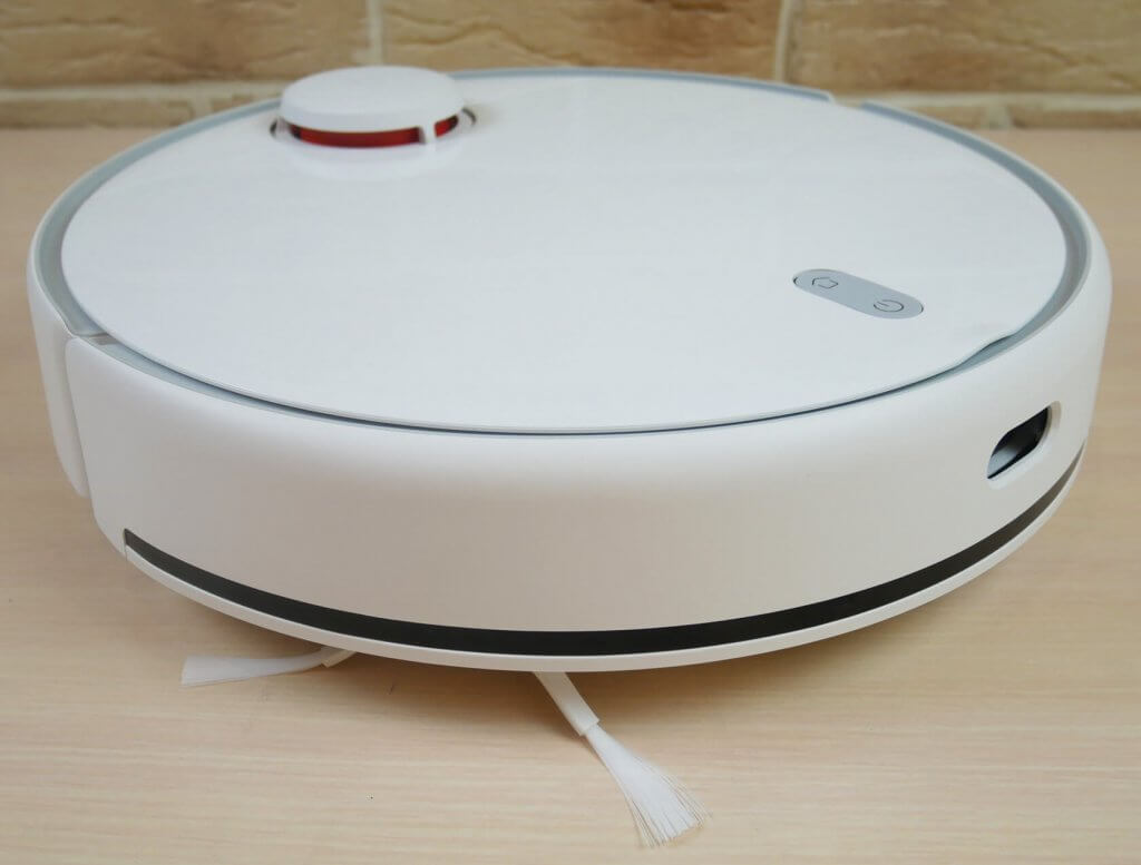 Aspirateur robot laveur autonettoyant Mijia, vue de côté