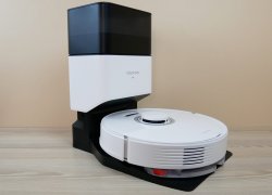 Roborock Q7 Max+ : Un aspirateur robot avec fonction autonettoyante et lavage humide offrant le meilleur rapport qualité-prix.
