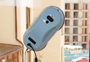 Genio Windy W150 : Un robot lave-vitres économique avec essuie-glaces rotatifs