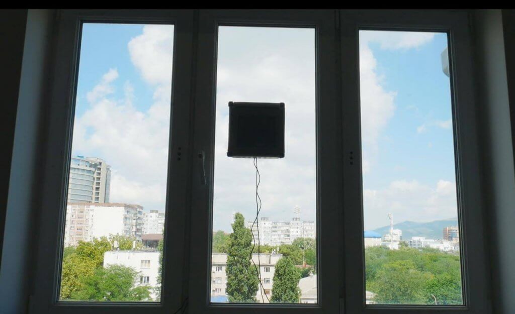 Laver une fenêtre étroite