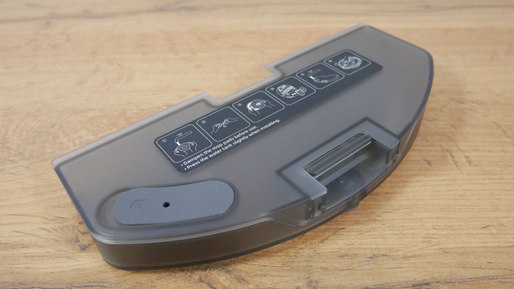 Dreame Bot L10s Pro : Réservoir d'eau