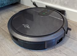 Atvel R70 : Un aspirateur robot économique avec gyroscope et nettoyage humide.