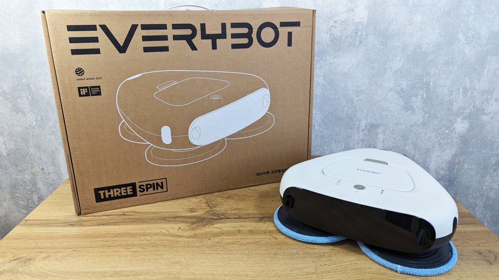 Everybot Three Spin : Robot et boîte