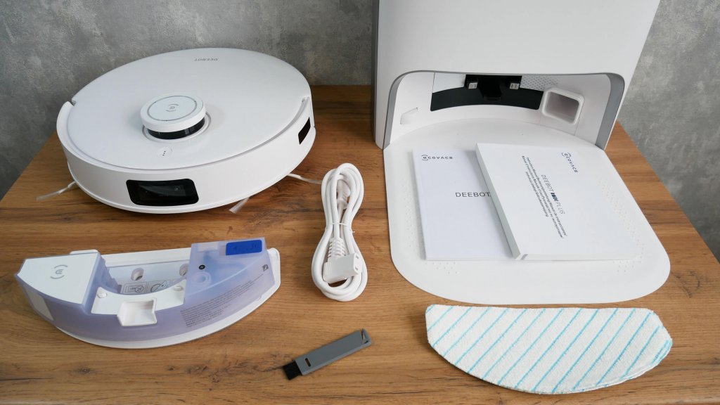 ECOVACS DEEBOT T10 Plus : Équipement