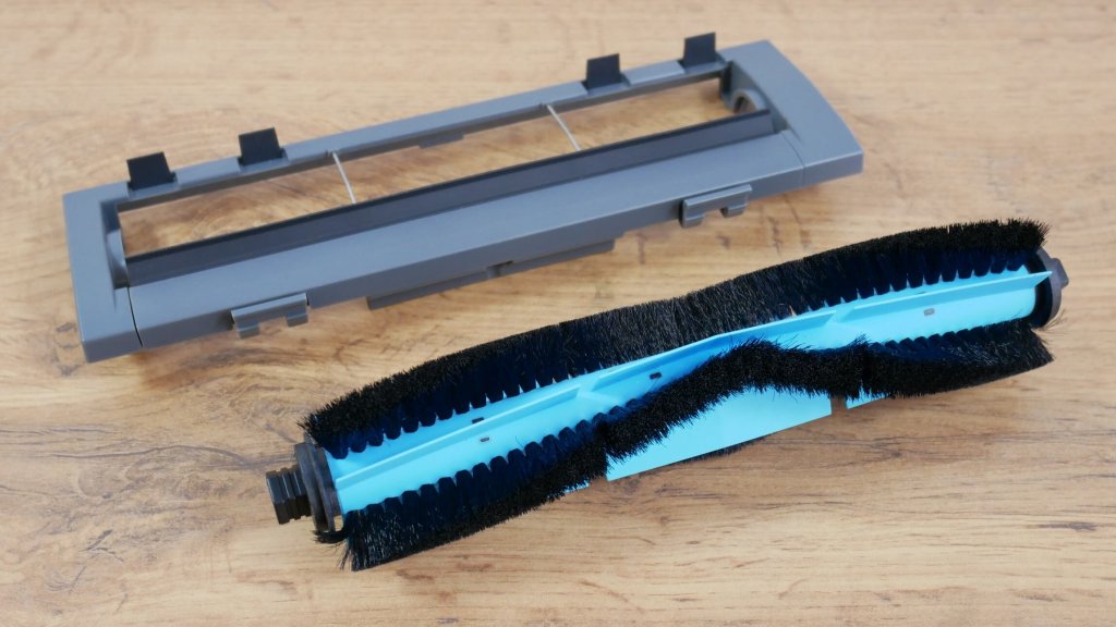Hobot LEGEE-D8 : Brosse centrale