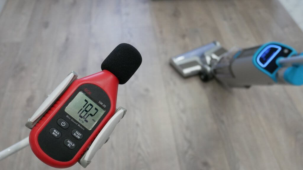 REDMOND RV-UR368 : Niveau sonore