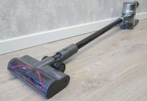 Dreame T30 : Un aspirateur vertical puissant avec un ensemble complet d’accessoires