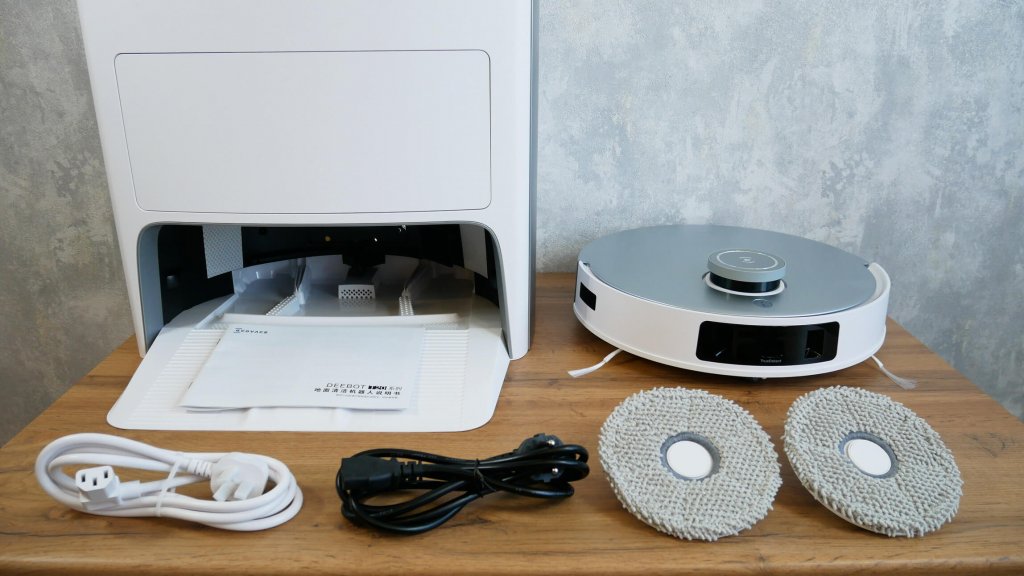 Ecovacs Deebot T20 Pro : Contenu de la boîte