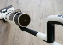 KaringBee M1 : Aspirateur vertical avec fonction autonettoyante et séchage par rouleau