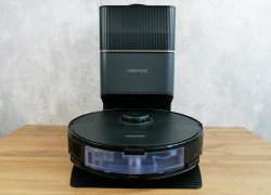 Roborock S8 Plus : autonettoyage, reconnaissance d’objets, deux brosses et un relevage d’essuie-glace