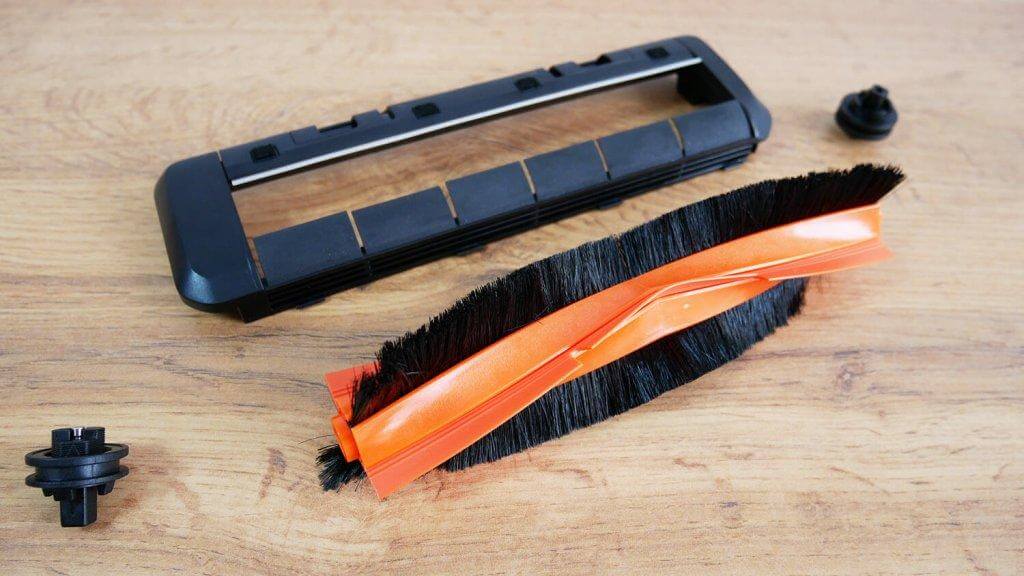 Dreame Bot X20 Pro Plus : brosse centrale