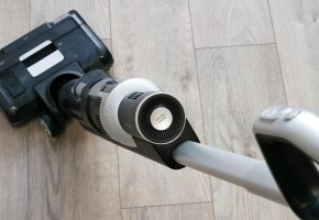 JIMMY HW9 Pro : un aspirateur vertical pour laver les sols, effectuer le nettoyage à sec et même nettoyer les tapis.