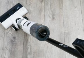 JONR ED12 : un aspirateur vertical eau et poussière doté d’un système de mouillage à rouleaux amélioré
