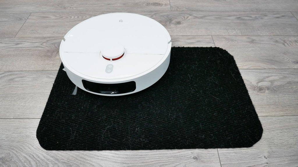 Xiaomi MIJIA Omni 2 : Conduite sur surfaces noires