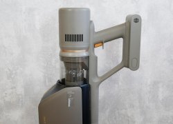 Station Dreame Z10 : Aspirateur vertical avec bac à poussière autonettoyant