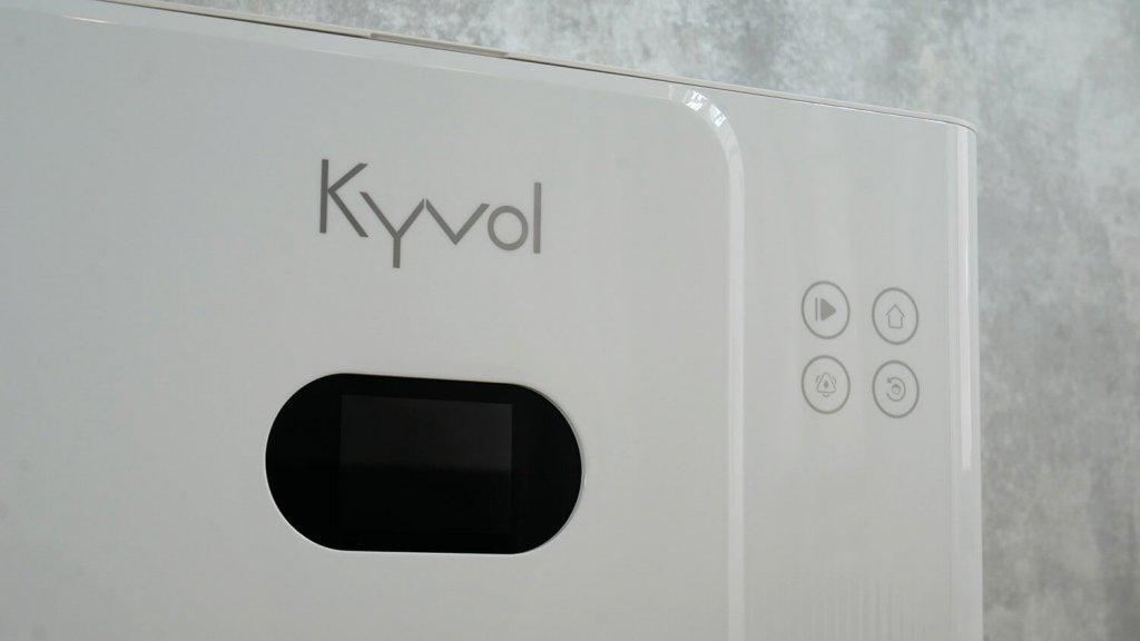Kyvol S60 : Panneau d’affichage et de commande en station
