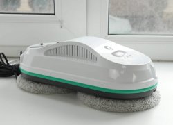 Gadget W200 : Un robot lave-vitres abordable avec fonction de pulvérisation d’eau