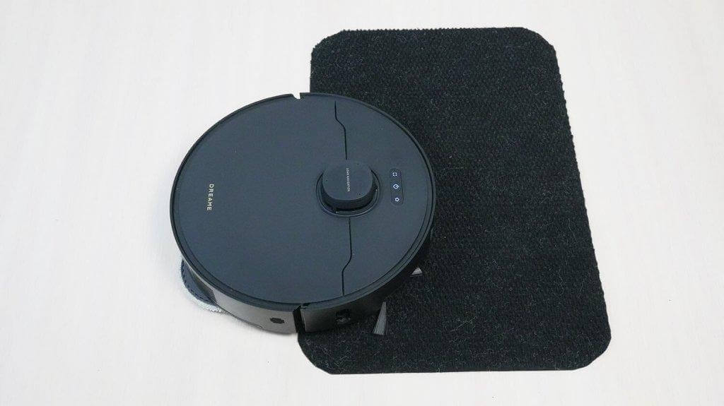 Dreame Bot X40 Pro : Conduite sur surfaces noires