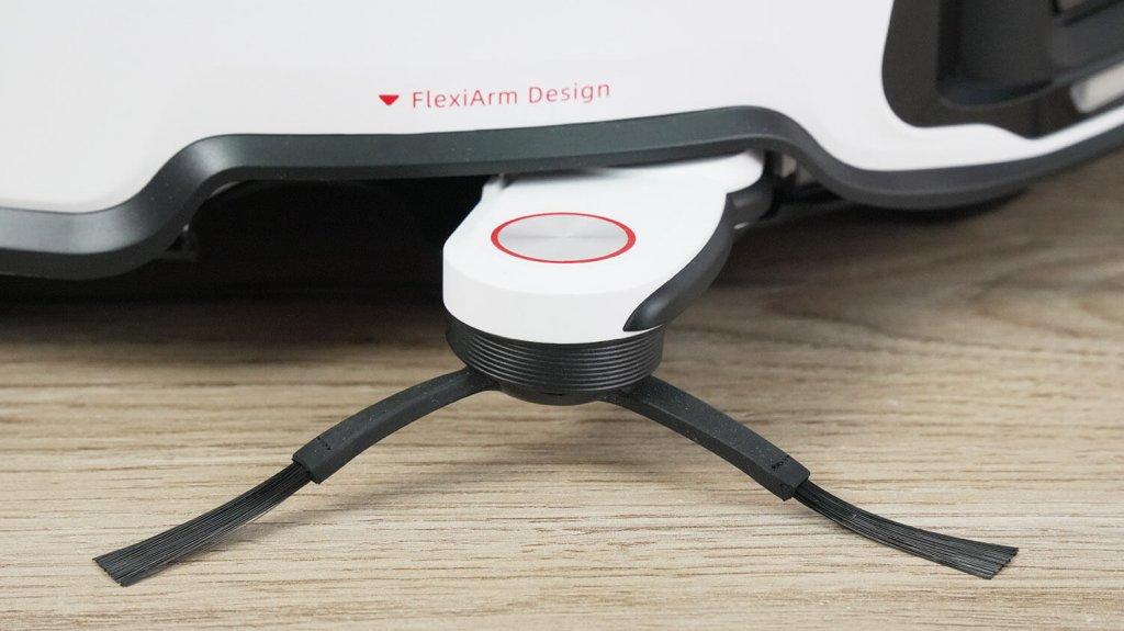 Roborock S8 MaxV Ultra : Brosse latérale rétractable