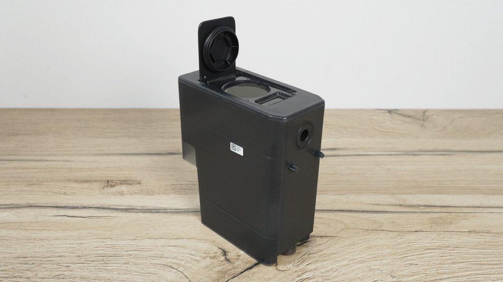 Roborock S8 Max Ultra : Réservoir à détergent