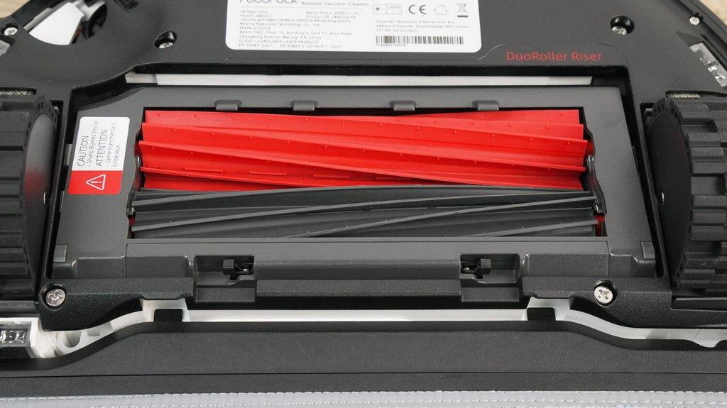 Roborock S8 Max Ultra : Brosses centrales