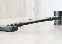 Dreame R10 Pro Aqua : Aspirateur vertical pour le nettoyage à sec et humide