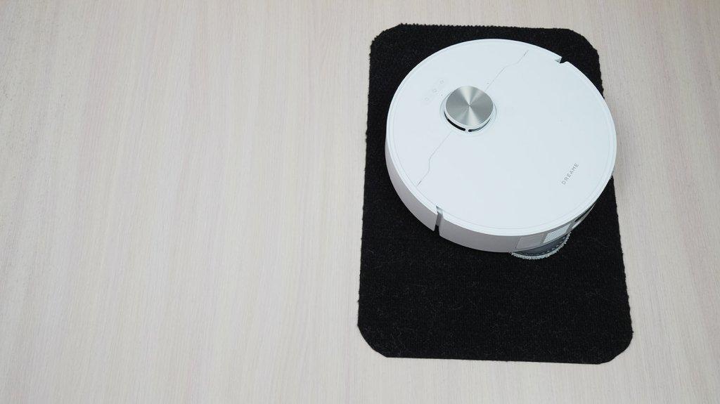 Dreame X40 Ultra Complet : Conduite sur surfaces noires