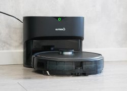 Gutrend Vision 730 Set 2 : Un aspirateur robot polyvalent avec fonction autonettoyante et nettoyage humide