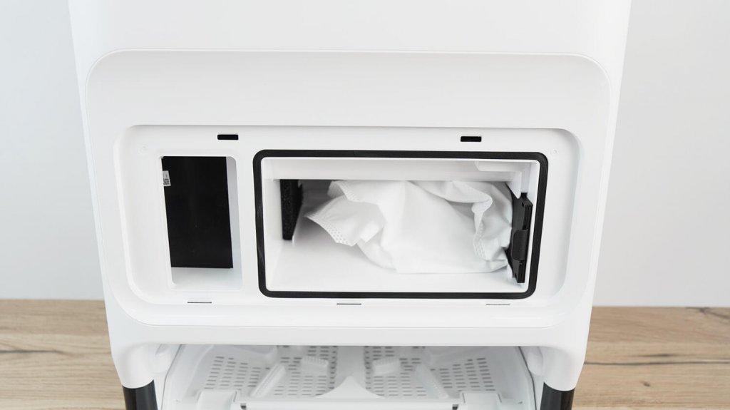 Magnétoscope Midea V12 : Sac poubelle