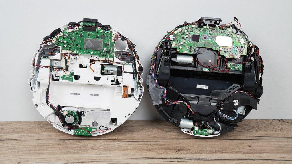 Roborock S8 MaxV Ultra et Dreame X40 Ultra : Robots désassemblés