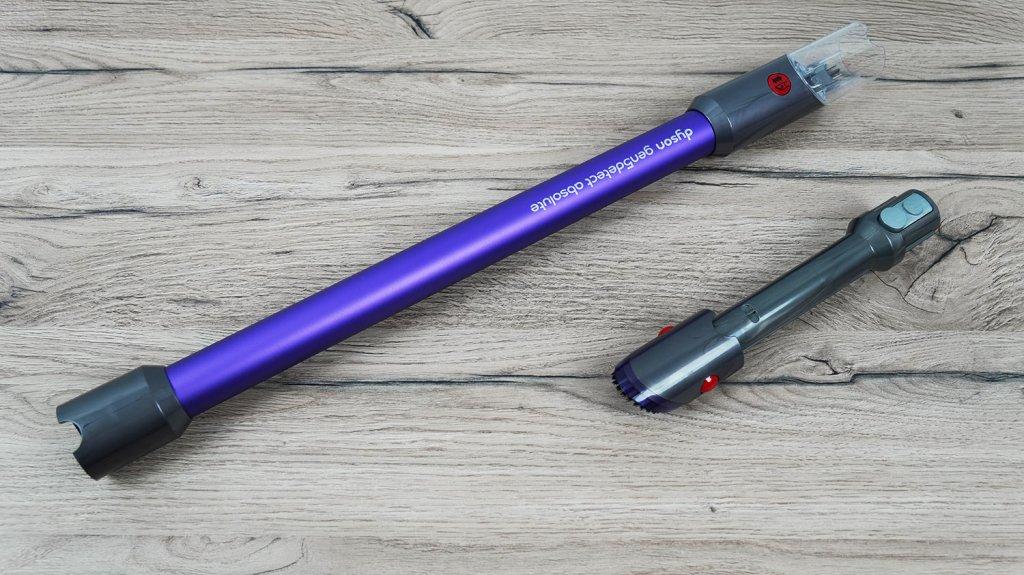 Dyson Gen5 Detect Absolute : outil pour les fentes dans le tube d'extension