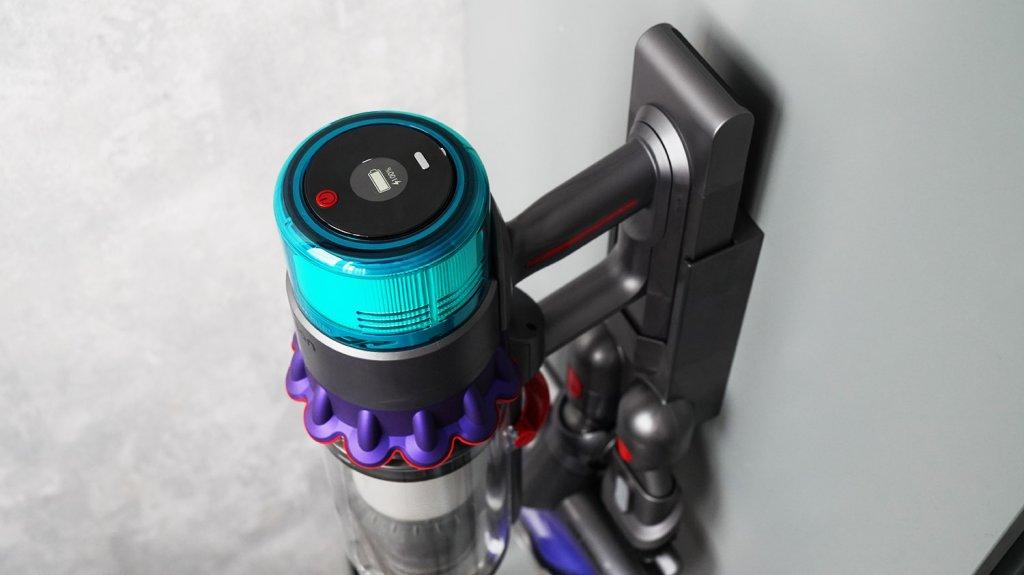 Aspirateur mural Dyson Gen5 Detect Absolute : rangement