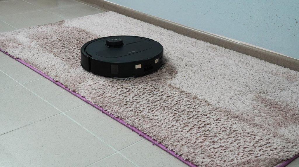 Roborock Qrevo Master : Nettoyage humide et tapis