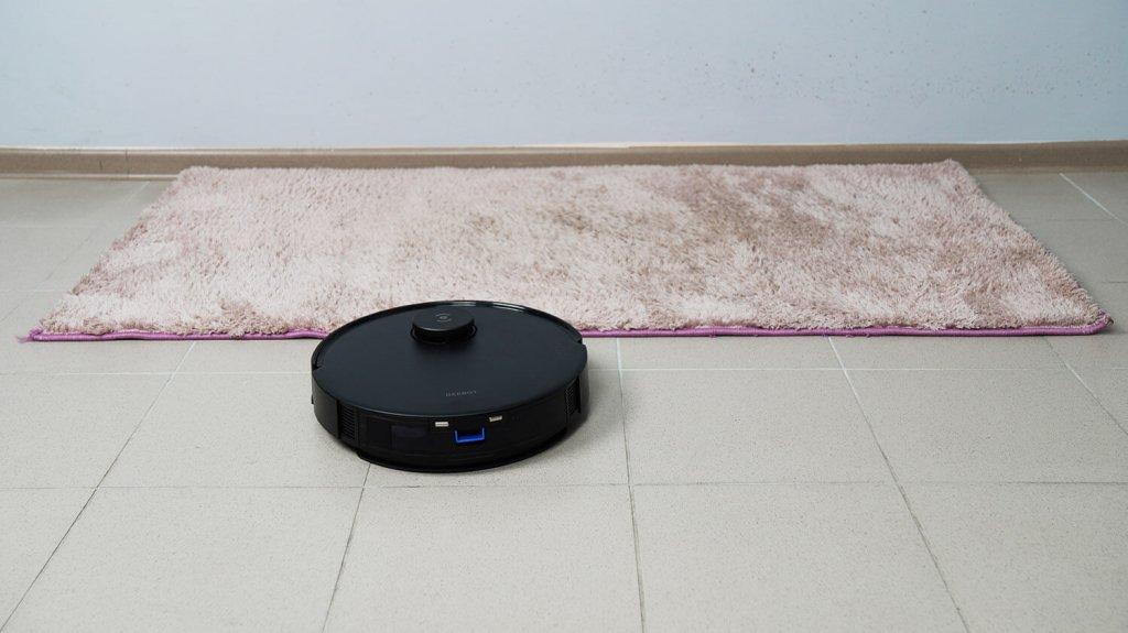 ECOVACS DEEBOT N20 Pro Plus : Nettoyage humide et tapis