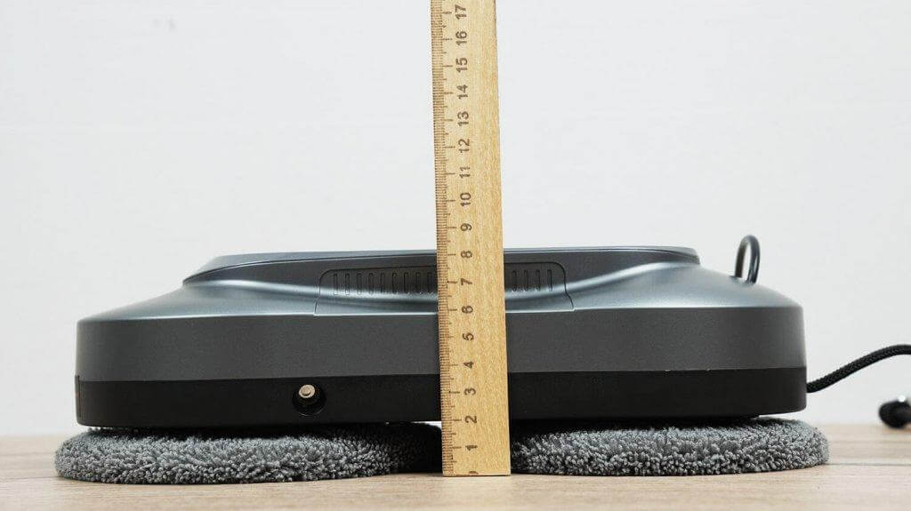 Liectroux YW810 : Hauteur du boîtier