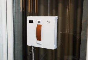 Lydsto WL07 : Un robot lave-vitres abordable et élégant avec double jet d’eau