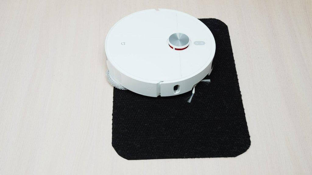 Xiaomi Mijia M40 : Conduite sur surfaces noires