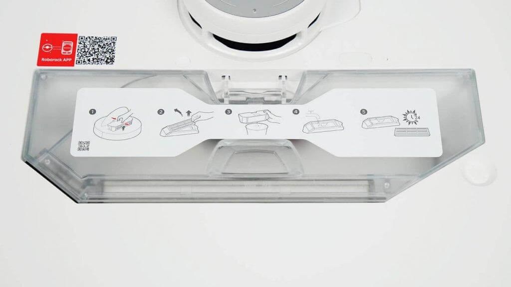 Roborock Qrevo Curv : Emplacement du bac à poussière
