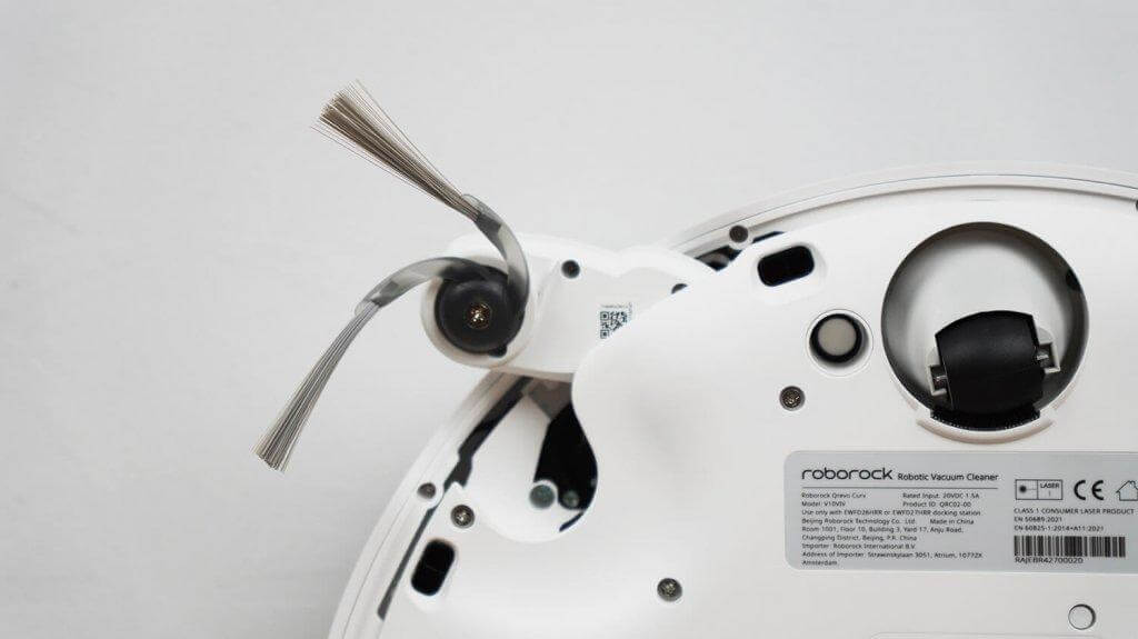 Roborock Qrevo Curv : Brosse latérale rétractable