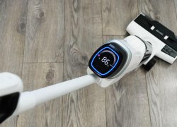 Dreame Trouver K10 Pro : rince sur les bords, désinfecte l'eau et détecte les saletés